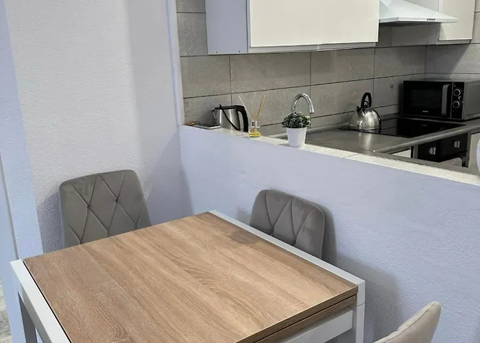 6,4-19 03,25 Гостевой дом Познань